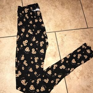 Brandy Melville sunflower leggings